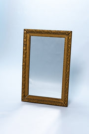 Lite speil med gullramme