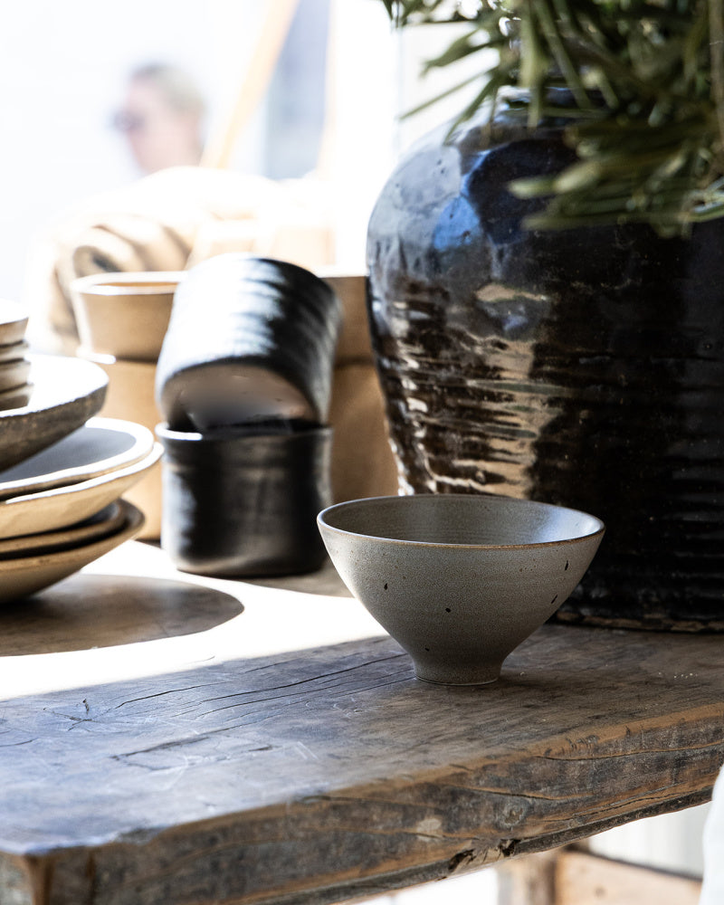 Japansk keramikk skål - mørkebrun