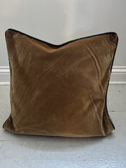 Putetrekk 40x40 cm - fløyel med skinnkant