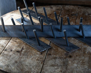 Knaggrekke av jern 11 knagger