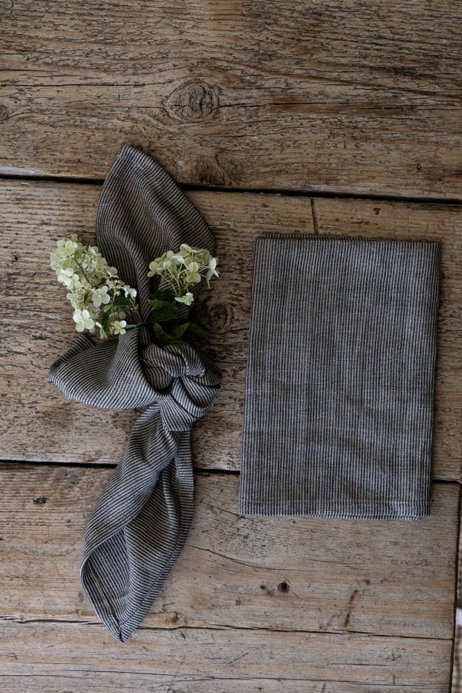 Tøyserviett 4 pk - Stripet sort/beige