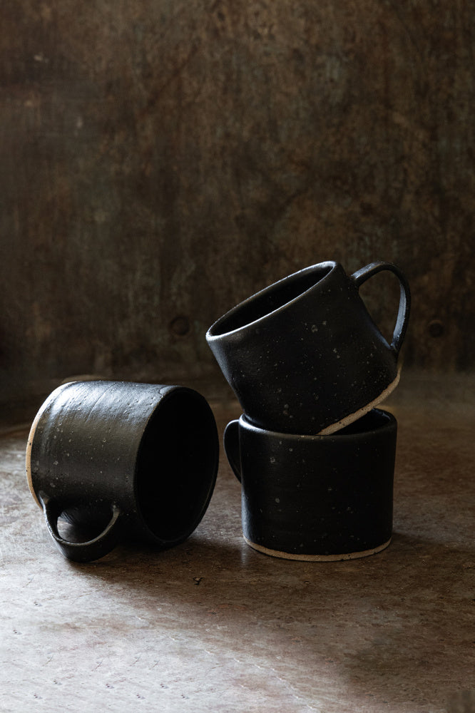 Kopp med hank - sort