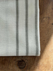 Kjøkkenhåndkle striper offwhite, grønn og sølv 50x70cm
