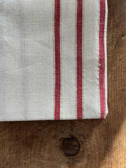 Kjøkkenhåndkle - striper offwhite, rød og gull 50x70cm