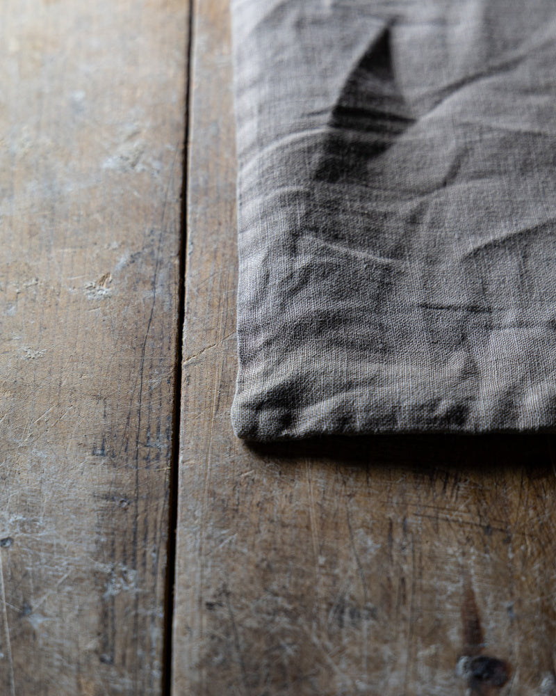 Putetrekk lin 50x50 cm brun