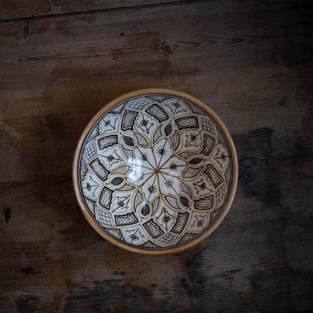 Håndmalt skål brente farger 25 cm