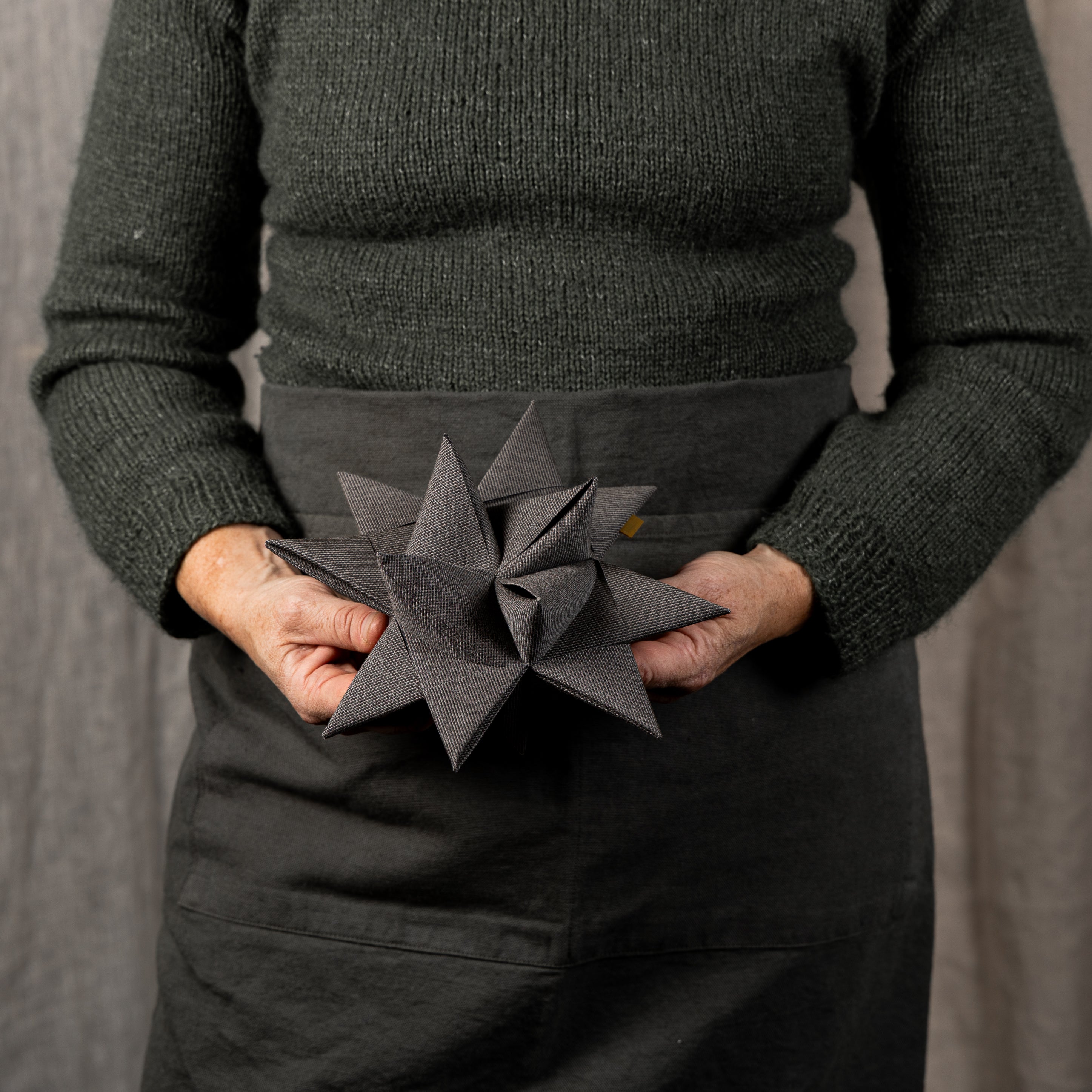 Julestjerne L -Dark smoke