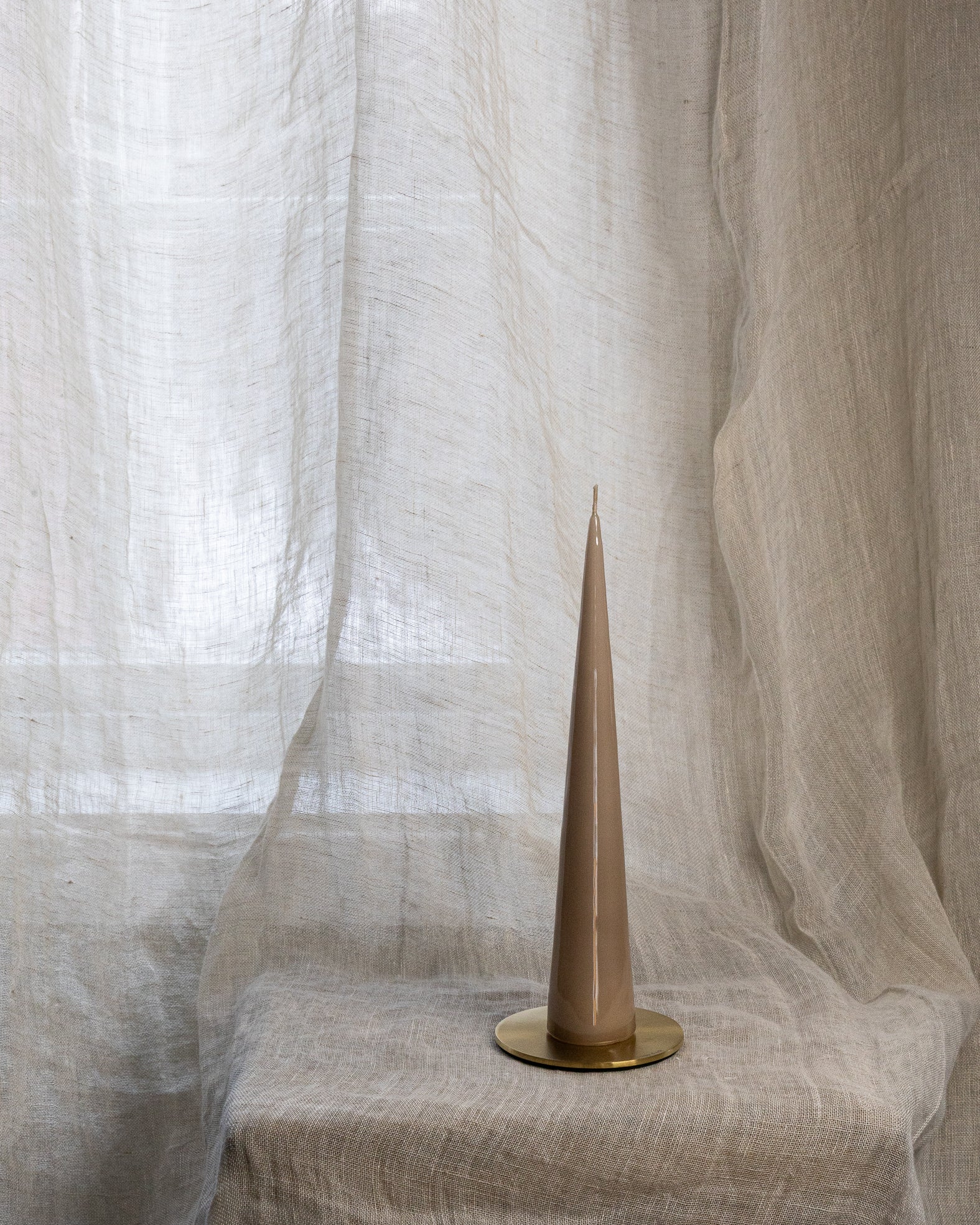 Kjeglelys 25 cm - Soft Clay - Lakkert