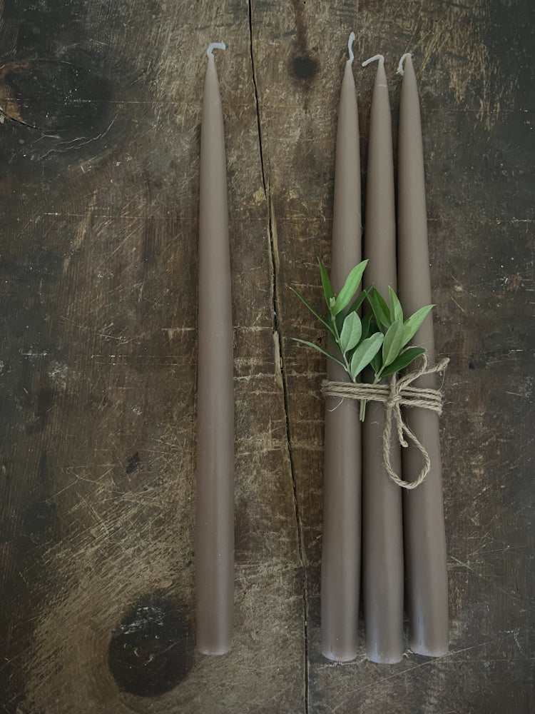 Kronelys 35 cm, 4 pk - Nougat