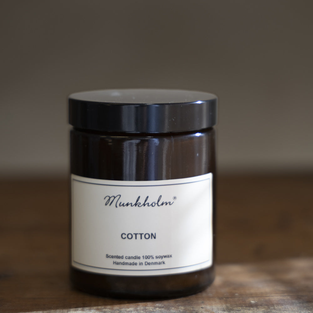 duftlys-cotton-paa-benk