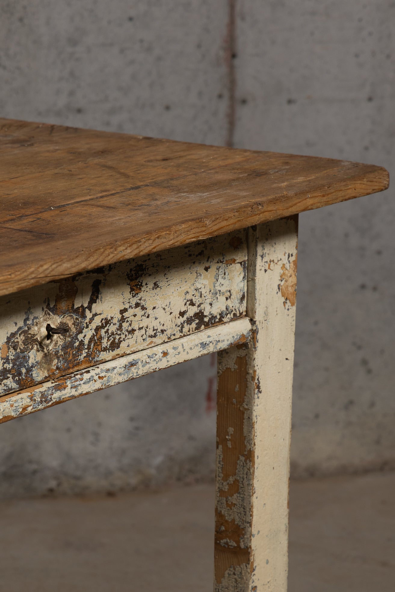 del-av-vintage-bord