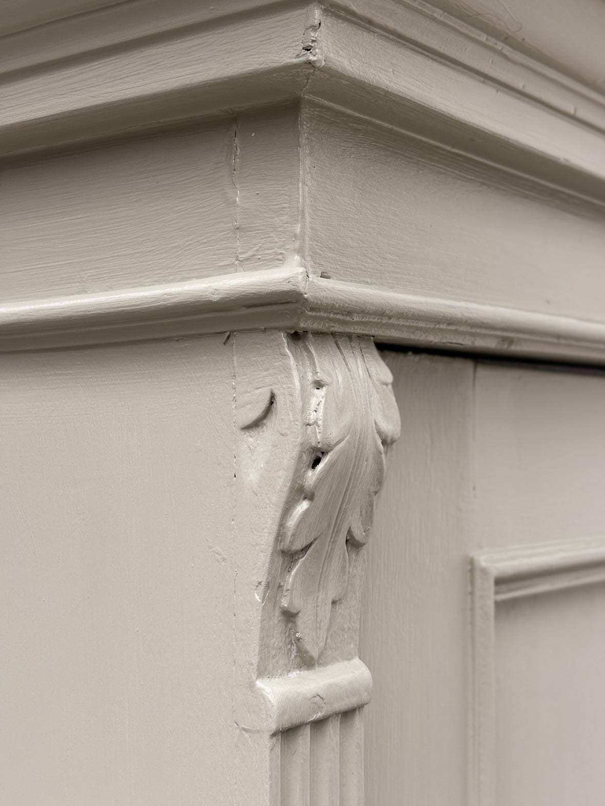gront-skap-detaljer