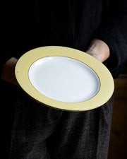 tallerken-fransk-gul-hvit-med-gullkant