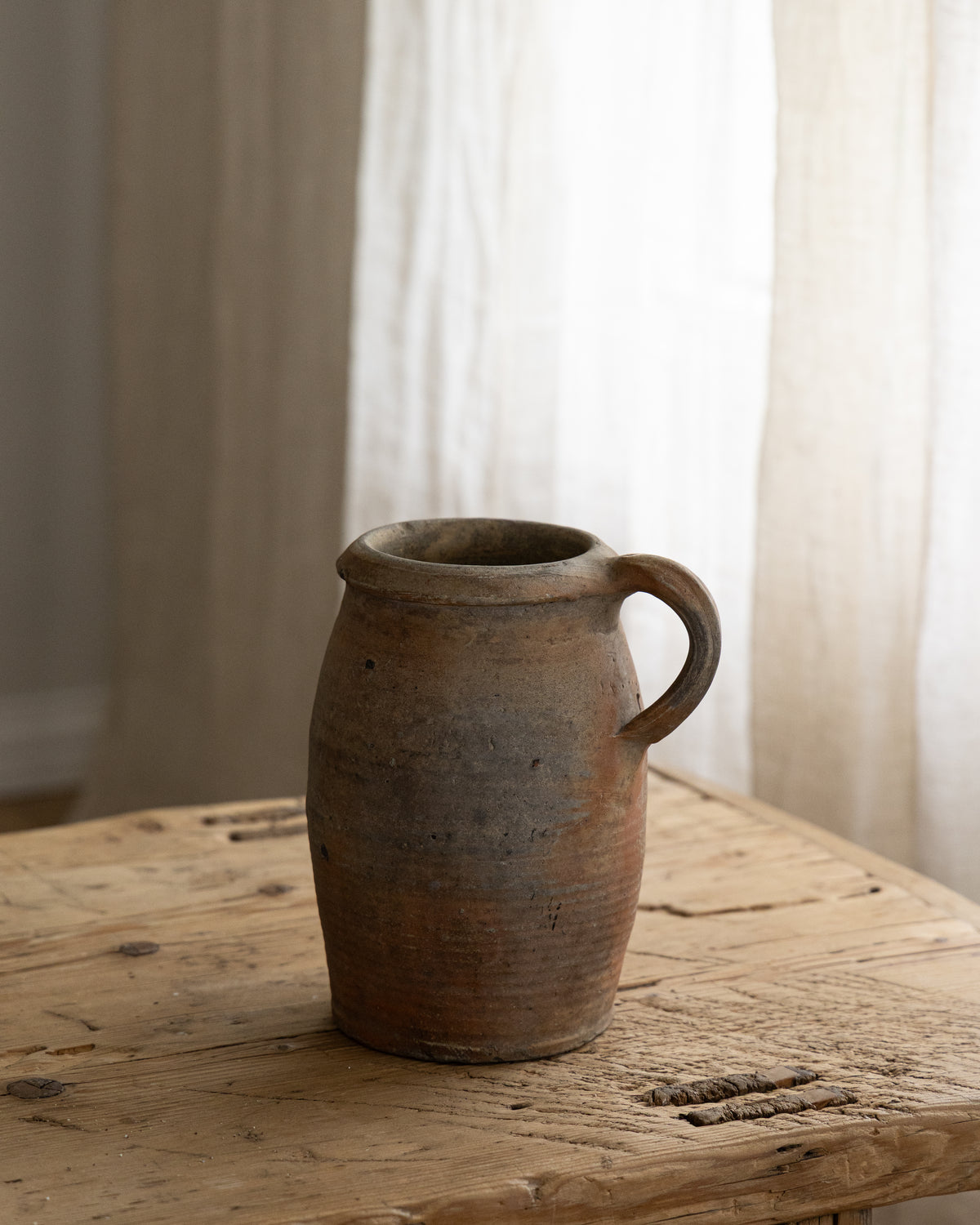 Fransk vintage krukke i terrakotta med vakker, naturlig patina