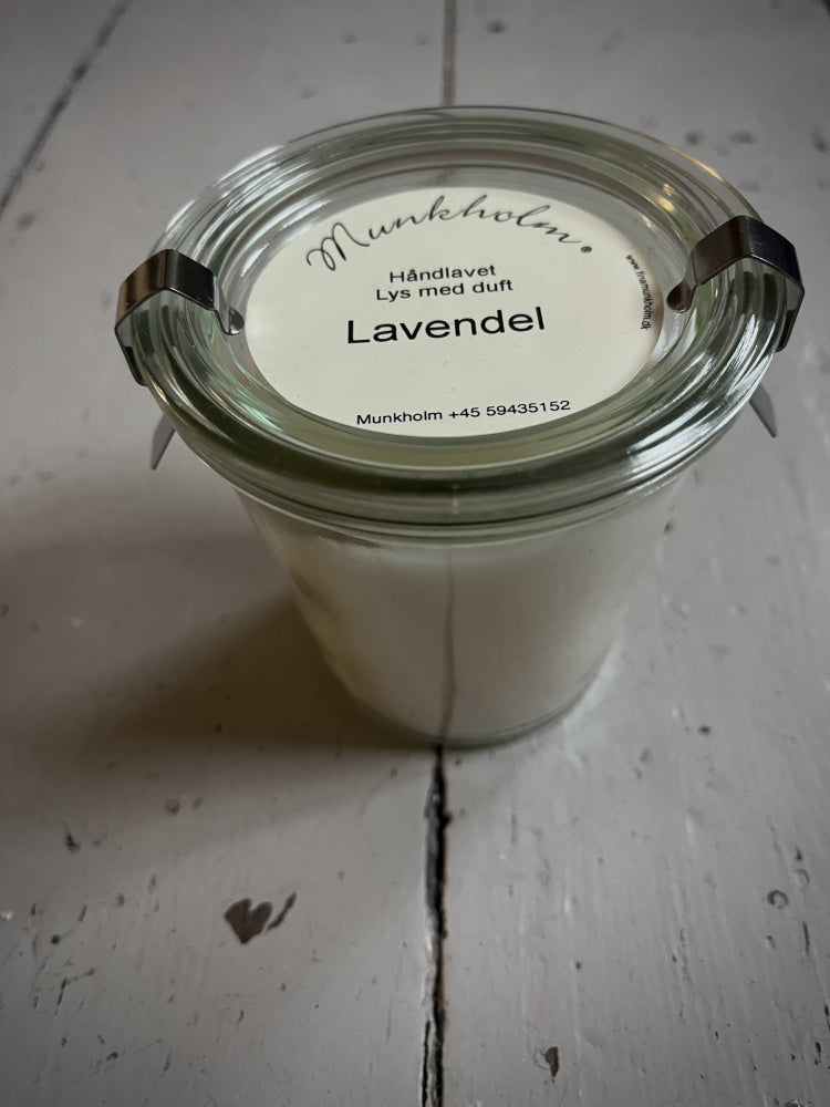 Munkholm duftlys, Lavendel