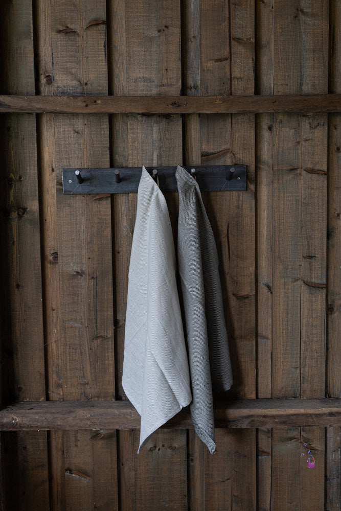 Knaggrekke av jern 5 knagger