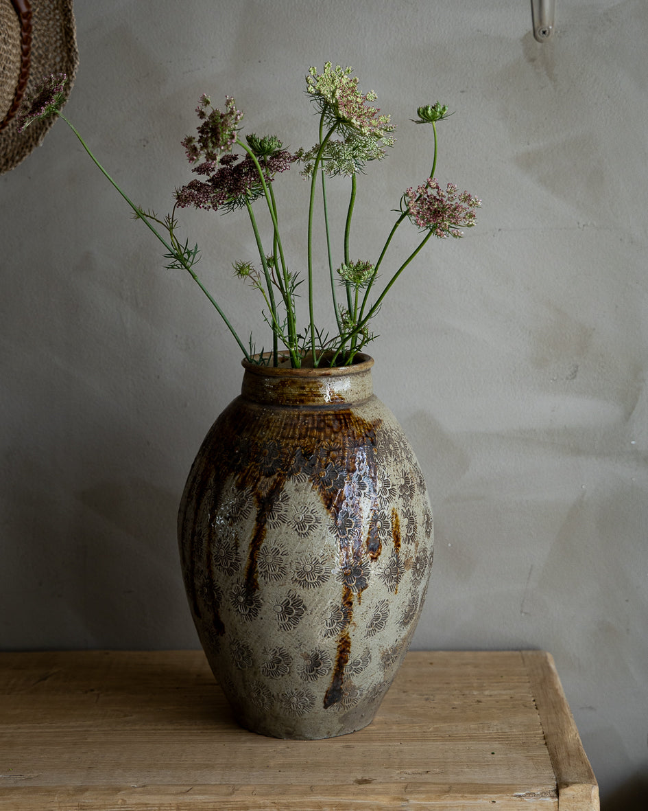 krukke-med-blomster