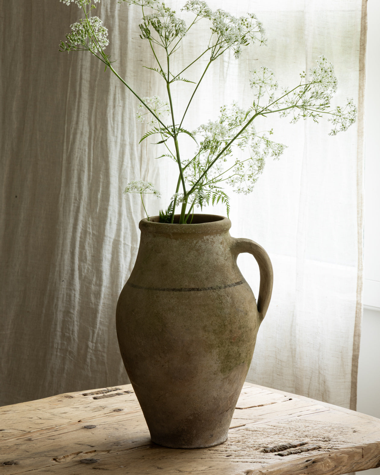 krukke-med-blomst-vintage