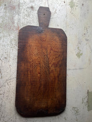 Lang rustikk vintage fjøl i tre med håndtak og vakker patina 50x29 cm