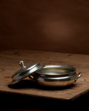 Norsk tinnskål med lokk