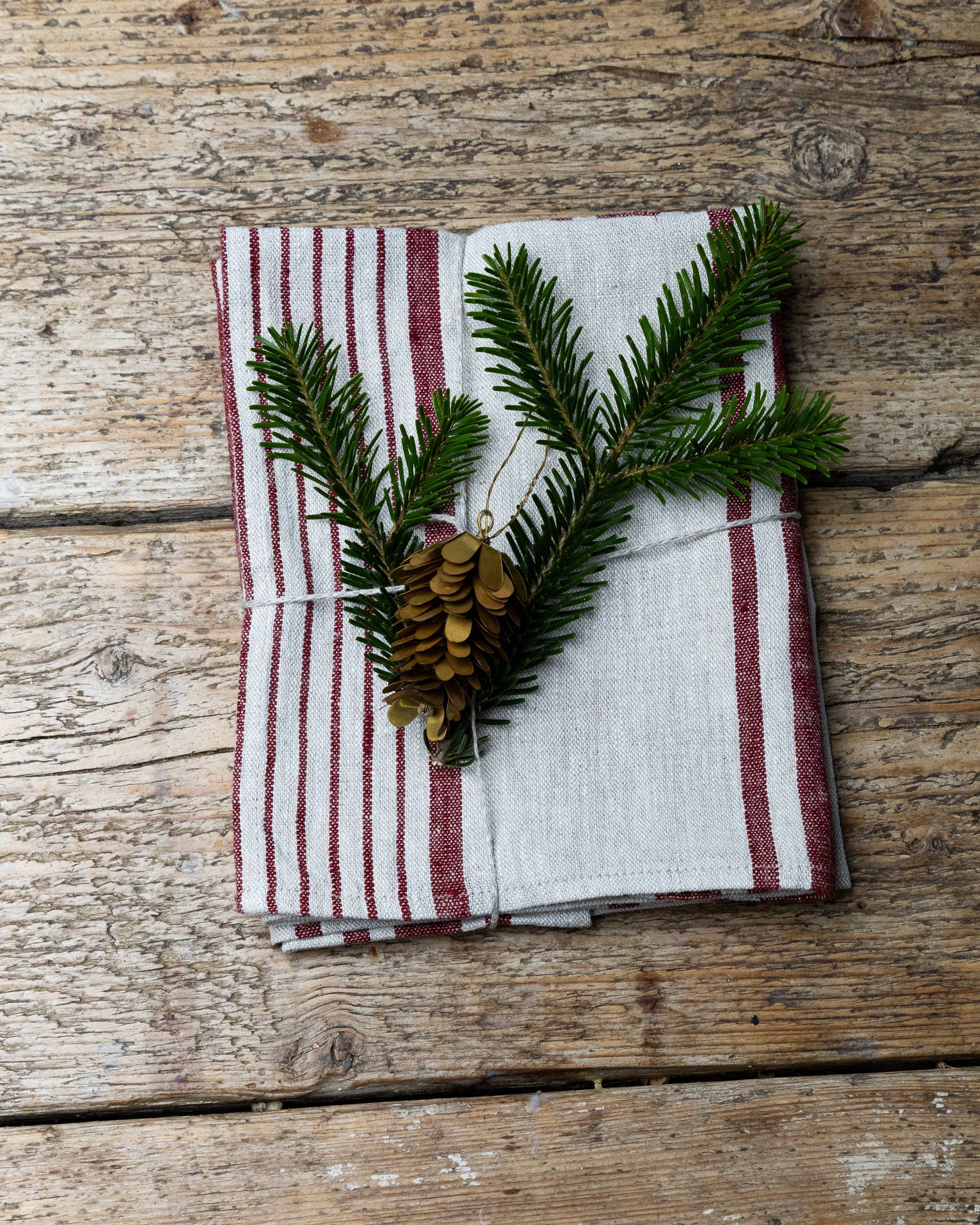 Stripete kjøkkenhåndkle i natur/rød 100% lin, 2stk