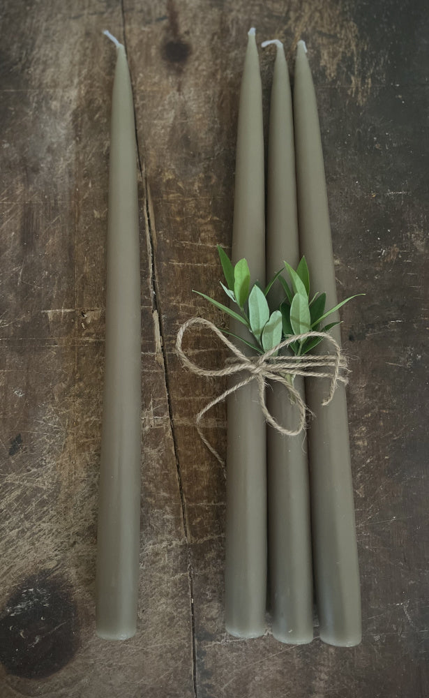 Kronelys 35 cm, 4 pk - Oliven