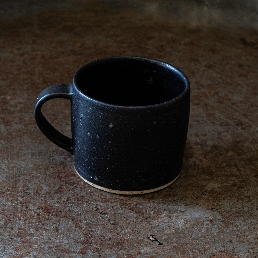 Kopp med hank - sort