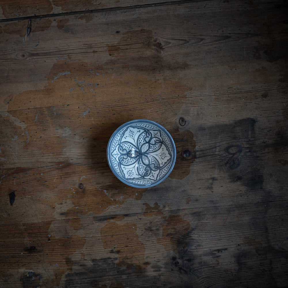 Håndmalt skål grå 12 cm