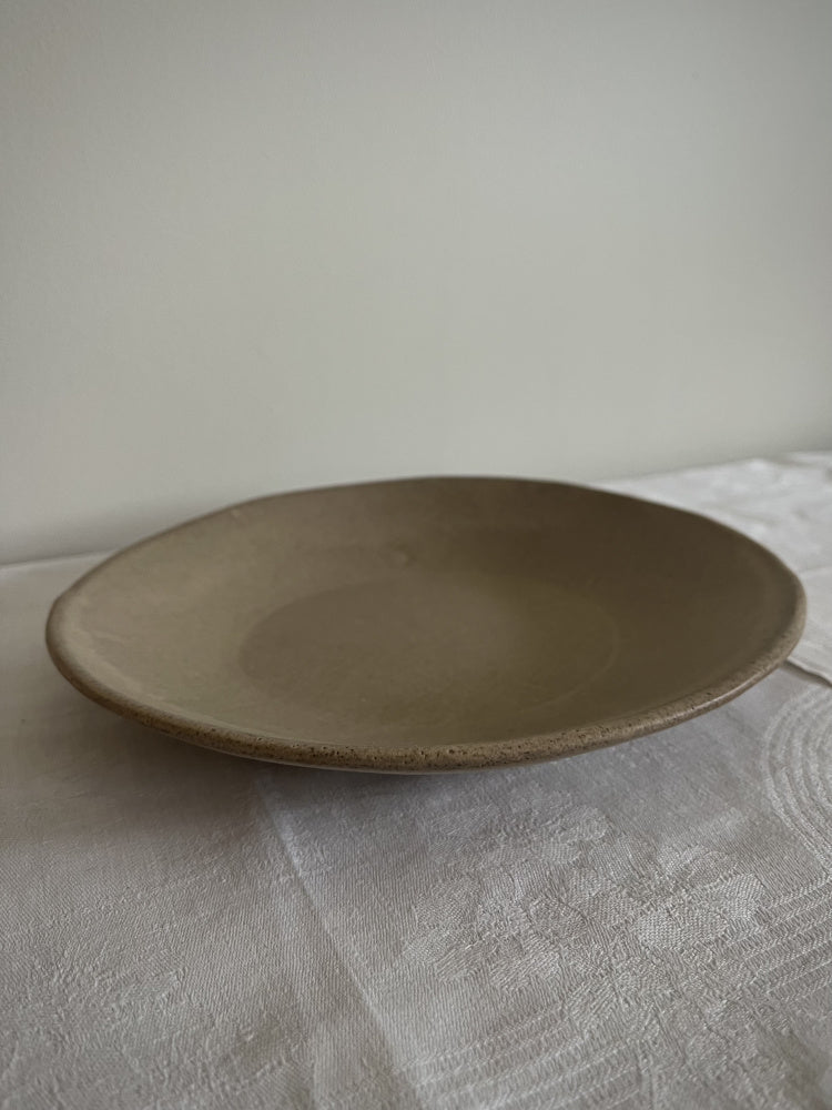 Håndlaget tallerken